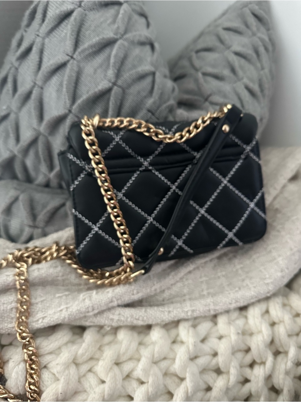 Purse - Picture 3 of 5